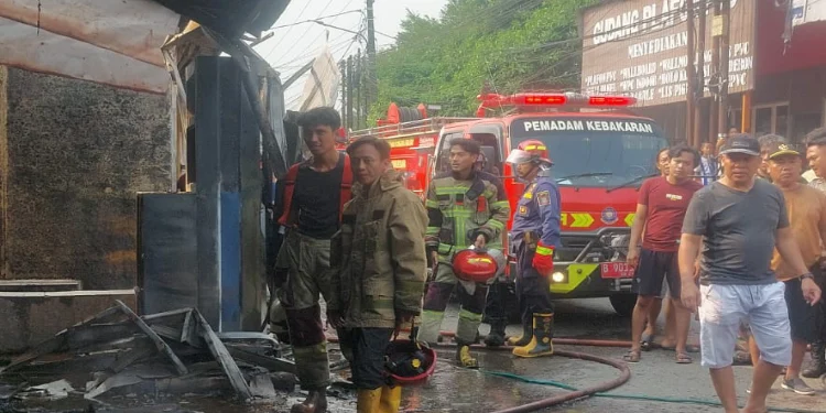 Kebakaran Bengkel dan Warung Sembako di Cikupa, Satu Wanita Meninggal Dunia