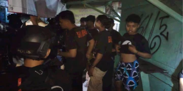 Polsek Ciputat Timur dan Brimob PMJ Gelar Patroli Gabungan, Sasar Titik Rawan Tawuran
