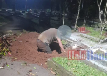 Pria di Muncul Tangsel Nekat Gali Makam Ibu di TPBU Sengkol, Diduga Dipicu Konflik Keluarga