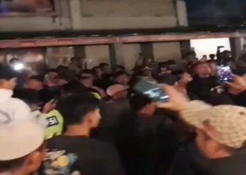 Ratusan Warga Tigaraksa Sweeping Tempat Hiburan Malam Dekat Kantor Bupati Tangerang