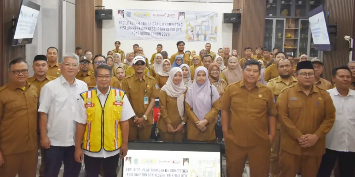 61 Aparatur Tangsel Naik Kelas, SDABMBK Beri Pelatihan K3 Konstruksi untuk Perkuat Budaya Keselamatan