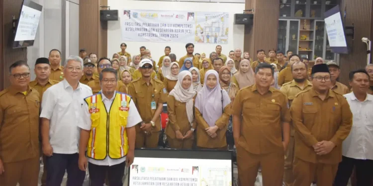 61 Aparatur Tangsel Naik Kelas, SDABMBK Beri Pelatihan K3 Konstruksi untuk Perkuat Budaya Keselamatan