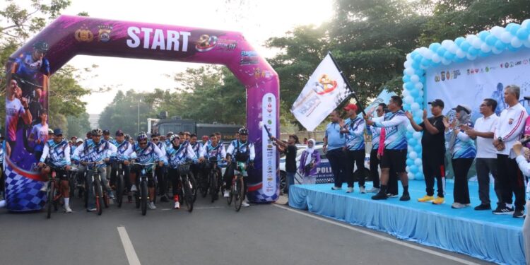 Hari Bhayangkara ke-80 Polresta Tangerang Hadirkan Pesta Rakyat, Ribuan Warga Padati Alun-Alun Tigaraksa