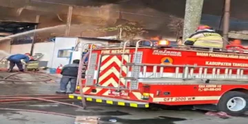 Kebakaran Gudang Pipa PT Sanfu di Cikupa Tangerang, 9 Unit Damkar Dikerahkan