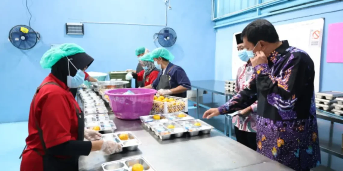 SPPG MBG Kabupaten Tangerang Libur Operasi, 707 Ribu Penerima Manfaat Tidak Terima Layanan
