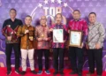 The Finance Top 100 BPR 2026 mengantarkan Kabupaten Tangerang meraih empat penghargaan nasional, termasuk Best Regional Leader untuk Bupati Maesyal Rasyid dan Top 100 BPR bagi BPR Kerta Raharja Gemilang.
