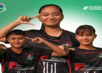 Atlet sepak bola putri asal Kota Tangerang Selatan gagal lolos SPMB SMA Negeri Banten 2026. Padahal, saat ini ia tengah mewakili Indonesia pada turnamen sepak bola putri internasional di Swedia.