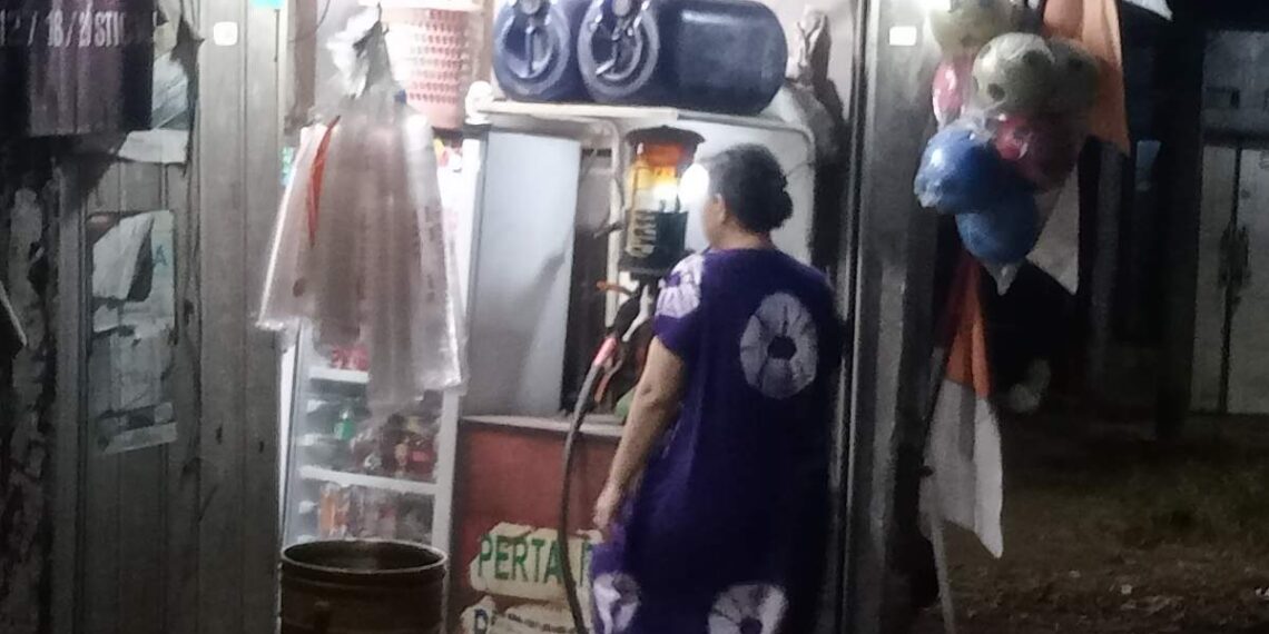 BBM Pertalite Hilang di Warung Eceran di Tangsel, Pedagang : Kami Hanya Boleh Belanja Rp50 Ribu Per Hari