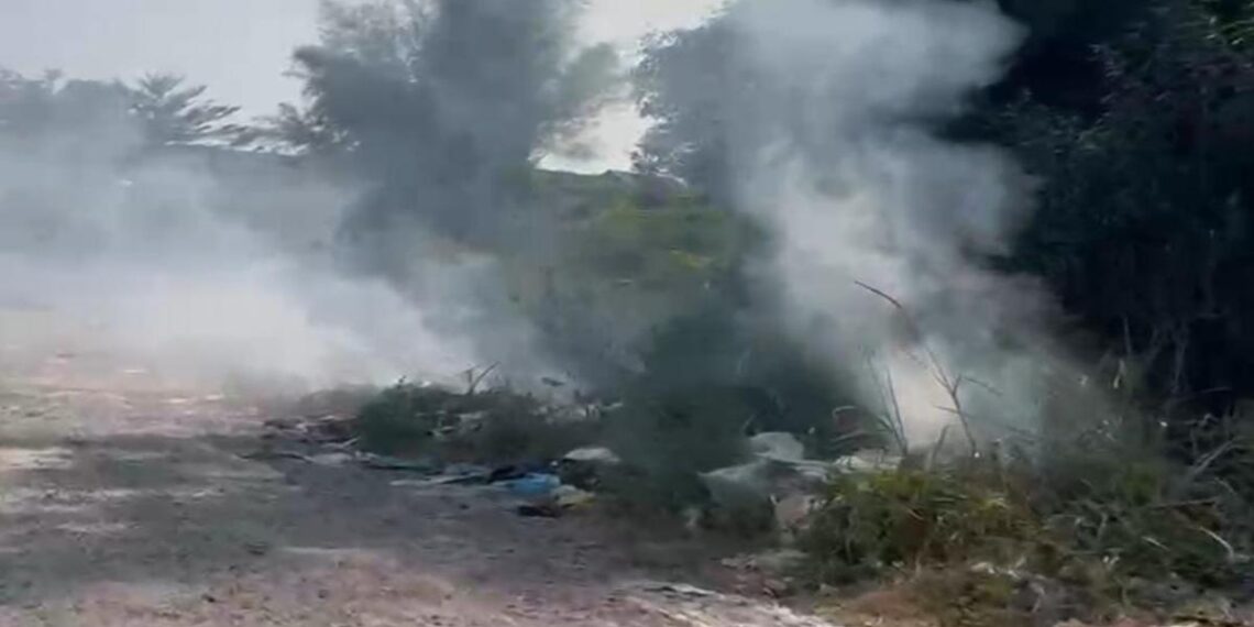 Budaya bakar sampah di Tangsel masih menjadi perhatian Pemerintah Kota Tangerang Selatan. Wakil Wali Kota Pilar Saga Ichsan meminta masyarakat segera meninggalkan kebiasaan tersebut.