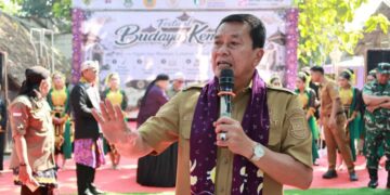 Bupati Tangerang Buka Festival Kampung Budaya Kemuning, Dorong Pelajar Kuasai Kerajinan Lokal
