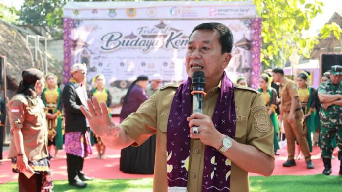 Bupati Tangerang Buka Festival Kampung Budaya Kemuning, Dorong Pelajar Kuasai Kerajinan Lokal