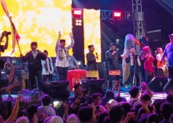 Festival Cisadane 2026 resmi dibuka oleh Wali Kota Tangerang, Sachrudin, pada Rabu malam. Ajang budaya tahunan itu hadir lebih meriah dengan jumlah tenant yang meningkat serta antusiasme masyarakat yang sangat tinggi.