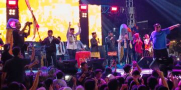 Festival Cisadane 2026 resmi dibuka oleh Wali Kota Tangerang, Sachrudin, pada Rabu malam. Ajang budaya tahunan itu hadir lebih meriah dengan jumlah tenant yang meningkat serta antusiasme masyarakat yang sangat tinggi.