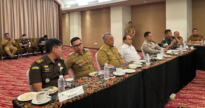 Forkopimda Tangsel pastikan Kamtibmas kondusif setelah menggelar rapat evaluasi rutin bersama seluruh unsur pimpinan daerah.