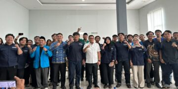 HIMAKOTAS Tangsel terus menunjukkan perkembangan setelah kembali aktif menjalankan kaderisasi. Pemerintah Kota Tangerang Selatan menilai organisasi tersebut memiliki peran penting membentuk karakter mahasiswa sekaligus menyiapkan calon pemimpin daerah.