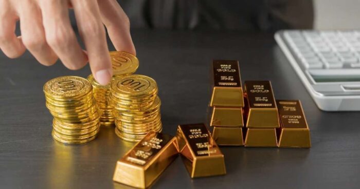 Harga Emas Anjlok 2 Persen, Dolar AS dan Minyak Jadi Pemicu