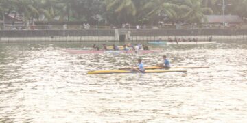 Festival Cisadane 2026 resmi bergulir pada Rabu (22/7/2026). Perhelatan budaya tahunan itu langsung menarik perhatian ribuan warga yang memadati kawasan Jalan Benteng Jaya, tepatnya di sekitar Jembatan Kaca Bantaran Sungai Cisadane.