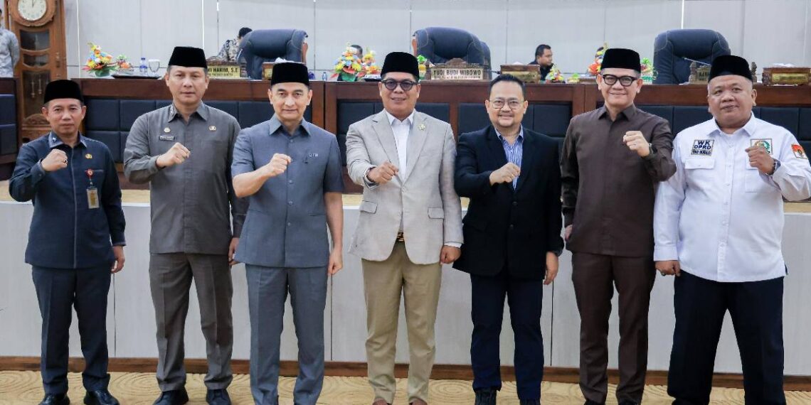 Pertanggungjawaban APBD 2025 Banten Disetujui DPRD