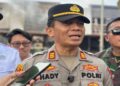 Polsek Cisauk tangkap pelaku curanmor setelah mengusut laporan korban dan menganalisis rekaman CCTV. Polisi menangkap pria berinisial A.S. (34) di Kecamatan Rumpin, Kabupaten Bogor, Selasa (14/7/2026) dini hari.