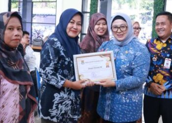 Pengurus UMKM Kelapa Dua Diminta Kreatif dan Inovatif Tingkatkan Daya Saing