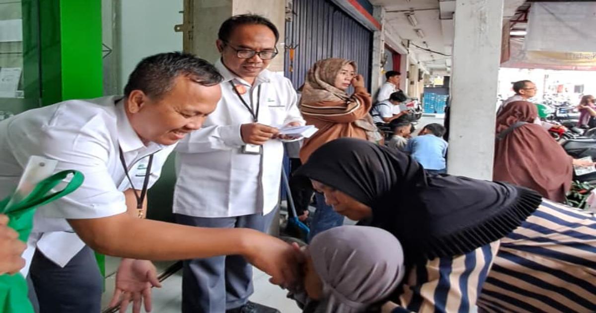 Santunan Anak Yatim Pegadaian UPS Pondok Jaya Perkuat Komitmen ESG di Tangerang Selatan