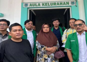 Warga Legoso tolak pembongkaran dalam proyek normalisasi saluran air. LBH GP Ansor meminta kajian hulu-hilir, dasar hukum, dan perlindungan hak warga.