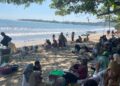 Wisata Pantai Anyer dan Carita Tetap Ramai Meski Gunung Anak Krakatau Siaga