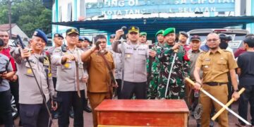 Penyisiran pasca tawuran Ciputat berlangsung pada Selasa (4/8/2026). Polres Tangerang Selatan menggelar operasi gabungan bersama TNI dan Pemerintah Kota Tangerang Selatan.