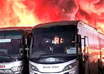 Kebakaran Hanguskan 50 Bus Sinar Jaya di Cikarang Barat Bekasi