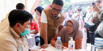 Ribuan Warga Pandeglang Antusias Ikuti Layanan Cek Kesehatan Gratis di Labuan