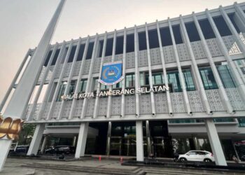 Wali Kota Tangerang Selatan Benyamin Davnie memastikan gaji PPPK masuk RAPBD 2027 Tangsel.