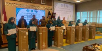 HKG PKK ke-54 Kota Tangerang Selatan menjadi momentum evaluasi program pemberdayaan masyarakat. Kegiatan HKG PKK ke-54 Kota Tangerang Selatan juga berlangsung bersamaan dengan pelantikan pengurus PKK tingkat kecamatan.